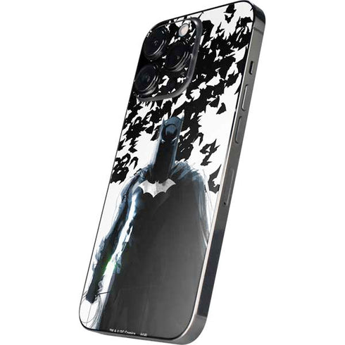 DC Comics Batman Holding batarang Art iPhone 16 Pro Skin